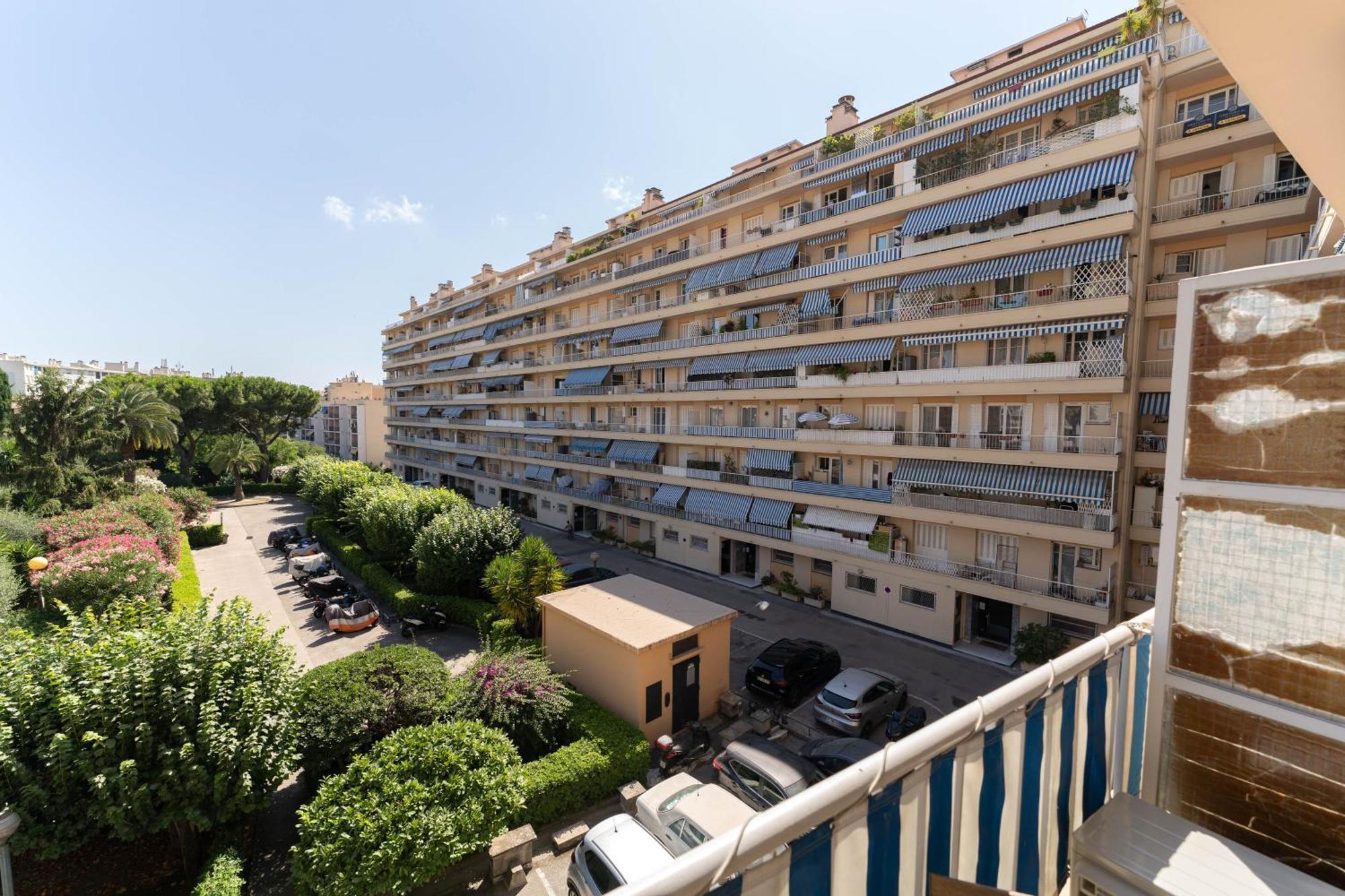 Studios Cosy Νίκαια Εξωτερικό φωτογραφία